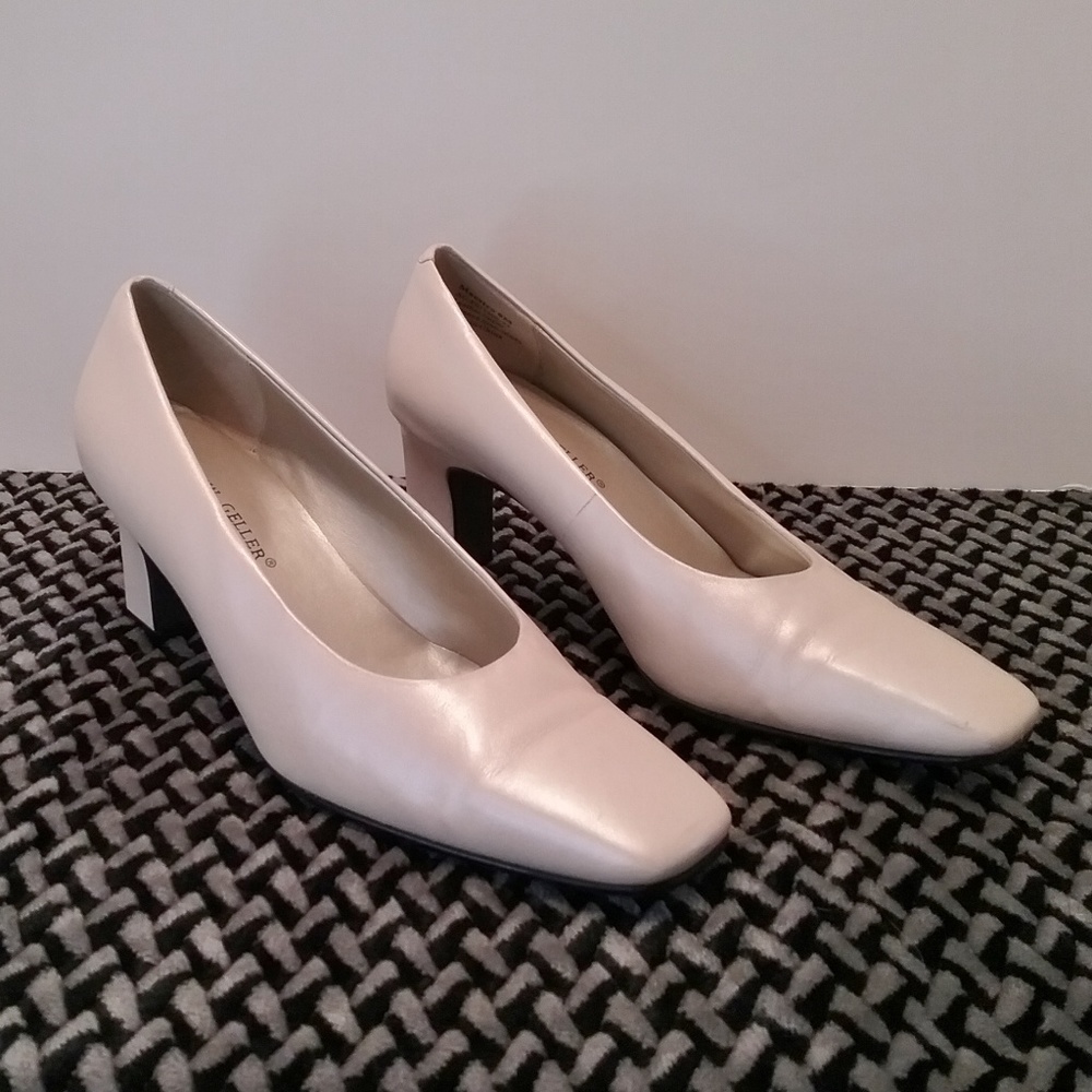 Andrew Geller magic shoes